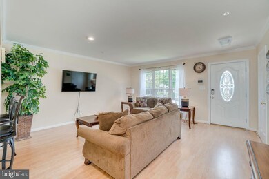 3706 Tall Grass Ct, Randallstown, MD 21133 - photo 4