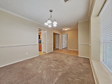 4010 Spring Branch Dr E, Pearland, TX 77584 - photo 4