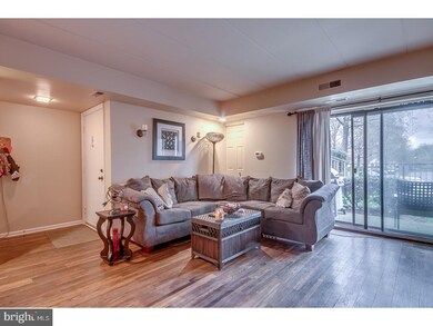 1 Oakridge Dr unit 1, Langhorne, PA 19047 - photo 2