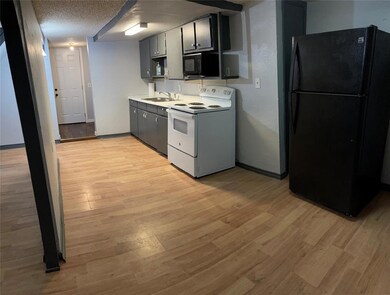 408 E Baylor St unit 1, Weatherford, TX 76086 - photo 3