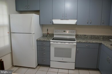 19474 Zinnia Cir, Germantown, MD 20876 - photo 6