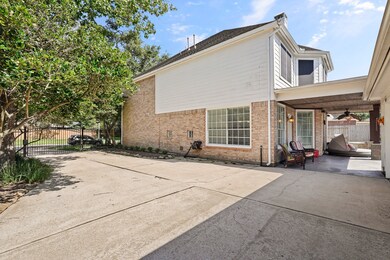 Large Gated Driveway