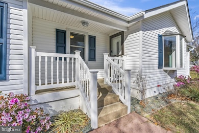 43124 Coles Dr, Hollywood, MD 20636 - photo 4