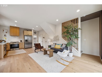 4834 NE 9th Ave unit 4838, Portland, OR 97211 - photo 3