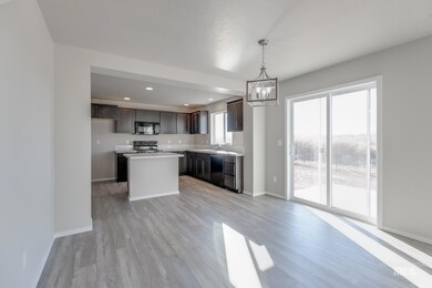 9114 W Tuberose St, Caldwell, ID 83687 - photo 6