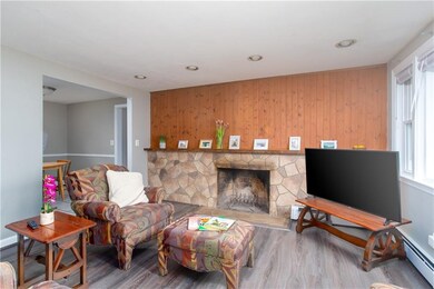 42 Northampton St, Warwick, RI 02888 - photo 4