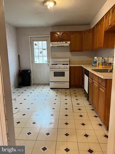 6700 94th Ave, Lanham, MD 20706 - photo 4