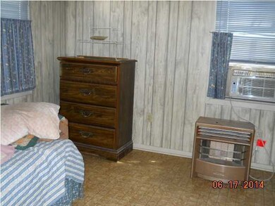 556 Charles St, New Iberia, LA 70560 - photo 4