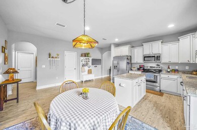 2544 Caldwell Cir, Milton, FL 32571 - photo 4