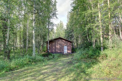 DETACHED SHOP/GARAGE