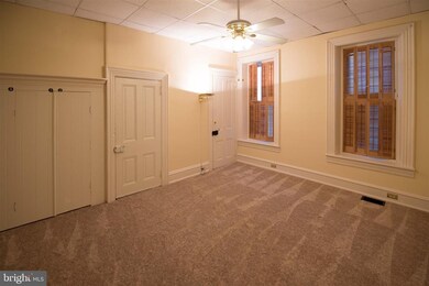 115 E Main St, New Holland, PA 17557 - photo 7