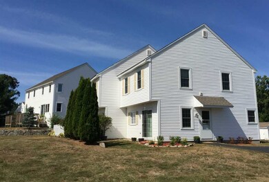 477 N River Rd unit 8, Milford, NH 03055 - photo 2