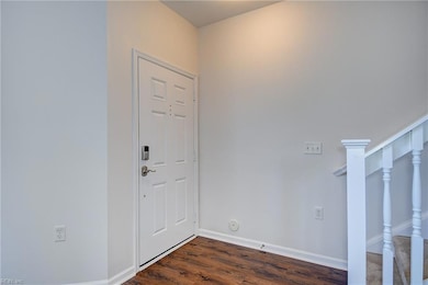 5237 Elston Ln, Virginia Beach, VA 23455 - photo 5