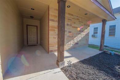 719 E 6th St, Bonham, TX 75418 - photo 5