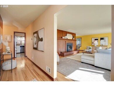 2705 Glen Eagles Rd, Lake Oswego, OR 97034 - photo 2