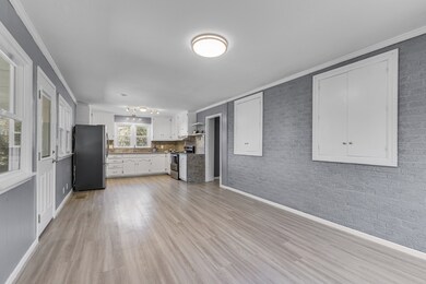 118 Stigall St, Camden, TN 38320 - photo 7