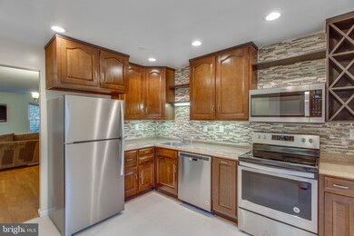 4151 Pleasant Meadow Ct unit 95A, Chantilly, VA 20151 - photo 7