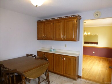 523 Meadowbrook Dr, North Tonawanda, NY 14120 - photo 5