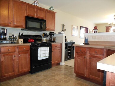 6949 Hunt Dr, Macungie, PA 18062 - photo 4