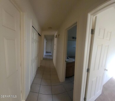 705 Desert Cloud Dr, Horizon City, TX 79928 - photo 5