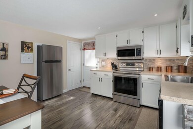 43 Raydon Rd, York, ME 03909 - photo 4