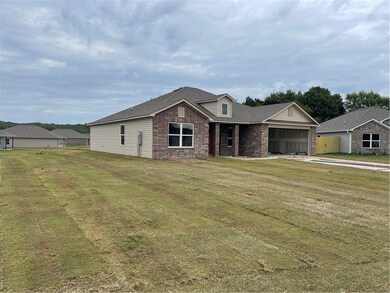 942 Patricia Ln, Elkins, AR 72727 - photo 2