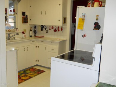 kitchen2