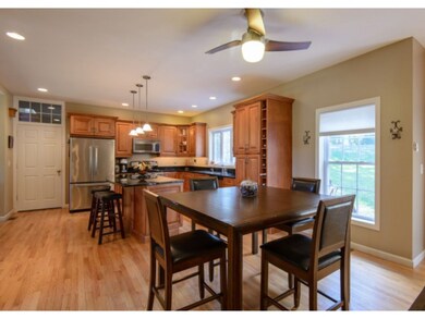 21 Sycamore Ave, Salem, NH 03079 - photo 6