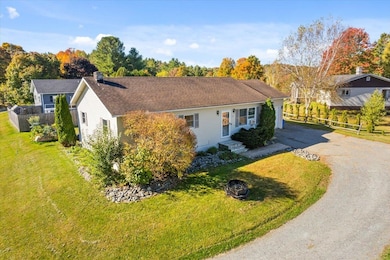 274 Scottsdale Rd, Newport, VT 05855 - photo 3