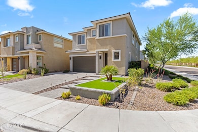 Private, Corner Lot