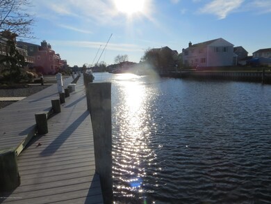 19 HIDDEN HARBOR 047