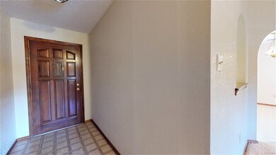 734 Candlewood Ct, Alamogordo, NM 88310 - photo 2