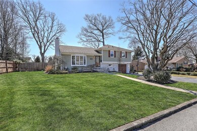 60 E Bel Air Rd, Cranston, RI 02920 - photo 2