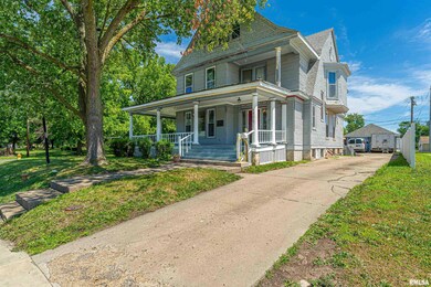 406 Keokuk St, Lincoln, IL 62656 - photo 2