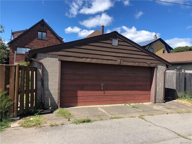 545 15th St, Niagara Falls, NY 14301 - photo 3