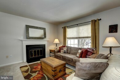 11520 Shell Flower Ln, Columbia, MD 21044 - photo 2