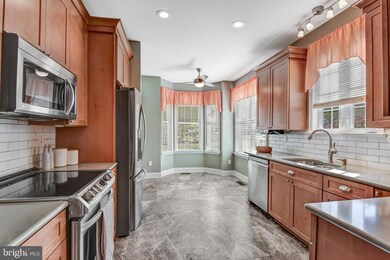 6940 Cumberstone Place, Gainesville, VA 20155 - photo 5