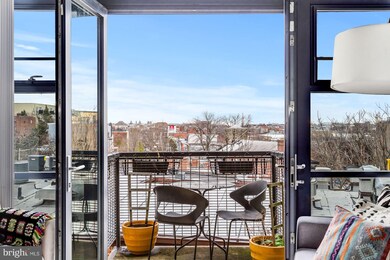 2426 Ontario Rd NW unit 401, Washington, DC 20009 - photo 3