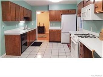 105 Rebecca Ct, Prattville, AL 36067 - photo 3