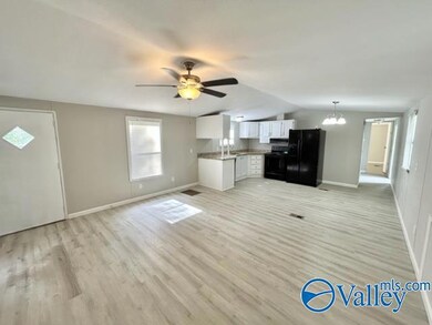 576 W Point Rd, Somerville, AL 35670 - photo 4