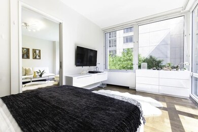 220 Riverside Blvd unit 4-D, New York, NY 10069 - photo 5