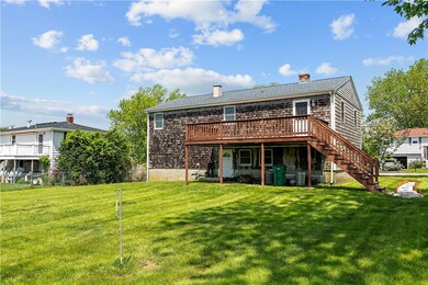 21 Reardon Dr, Middletown, RI 02842 - photo 2