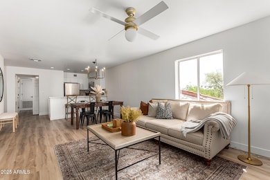 10080 E Mountain View Lake Dr unit 327, Scottsdale, AZ 85258 - photo 3