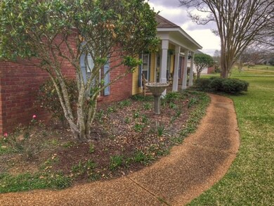 635 Byram Meadows Dr, Byram, MS 39272 - photo 3