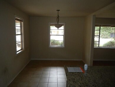 KITCHEN DINING AREA