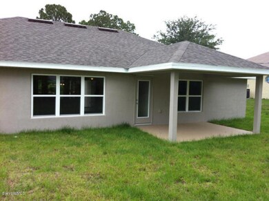 549 Fleming St, Sebastian, FL 32958 - photo 4