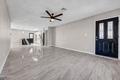 3309 W Cholla St-7