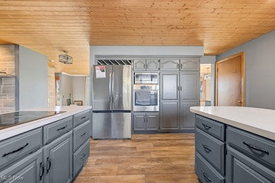 11087 Louisville St, Louisville, OH 44641 - photo 6