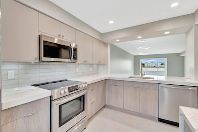 Huntington Pointe unit 202, Delray Beach, FL 33484 - photo 3