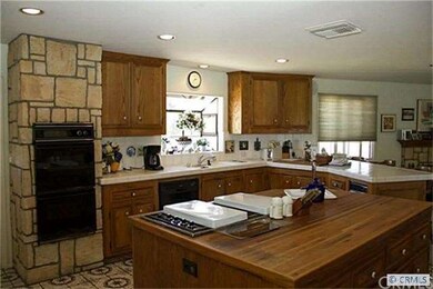 Large Kitchen with island
